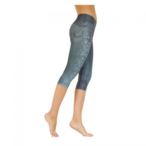 Yoga Capri Leggings von Niyama | Maori Magic | Yoga Pants | Yogahose | Fitness Leggings | Yoga Kleidung