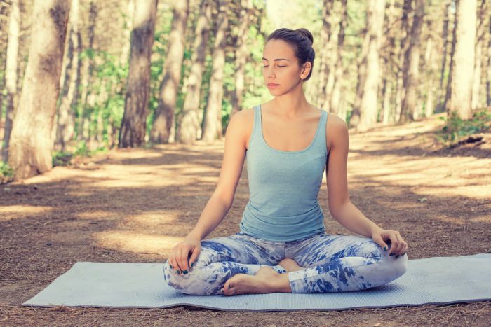 Atem-Meditation – folge dem natürlichen Fließen deines Atems